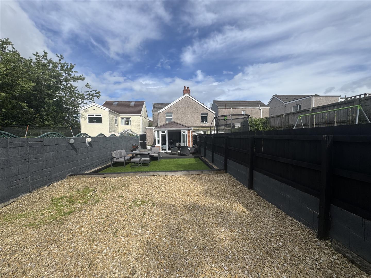 Trallwn Road, Llansamlet, Swansea, SA7 9UU
